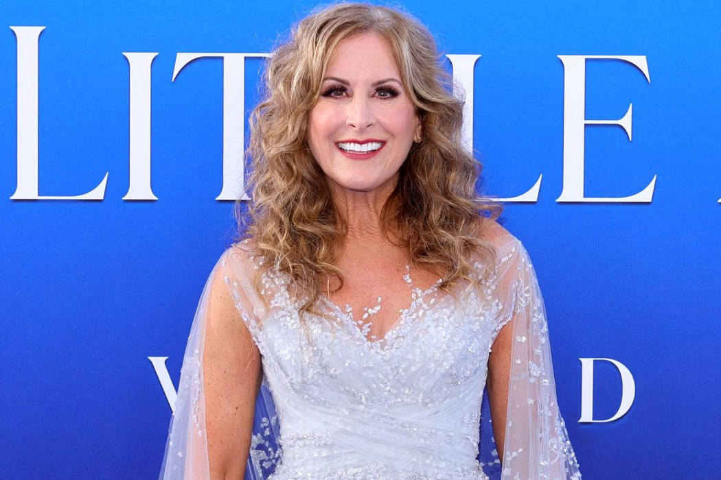 How tall is Jodi Benson?